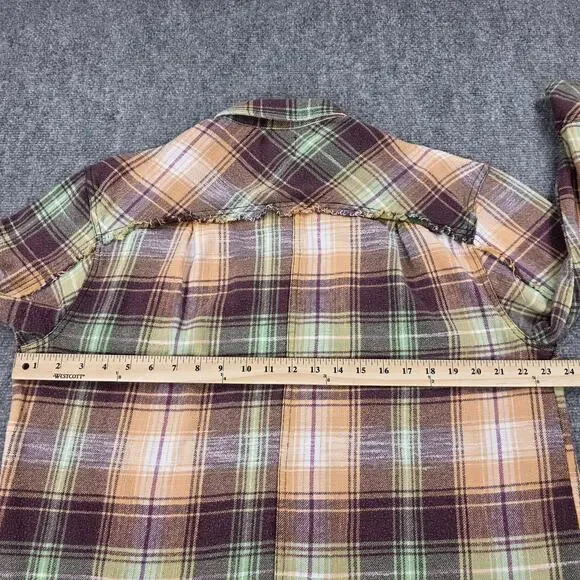 BDG Shirt Womens XS Multicolor Plaid Flannel Raw Hem Button Up Relaxed Fit Boho - Picture 5 of 16